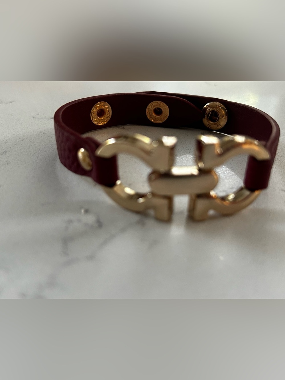 NEW fashion gold/maroon faux leather bracelet - Picture 2 of 5